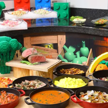 Bricks Family Restaurant02