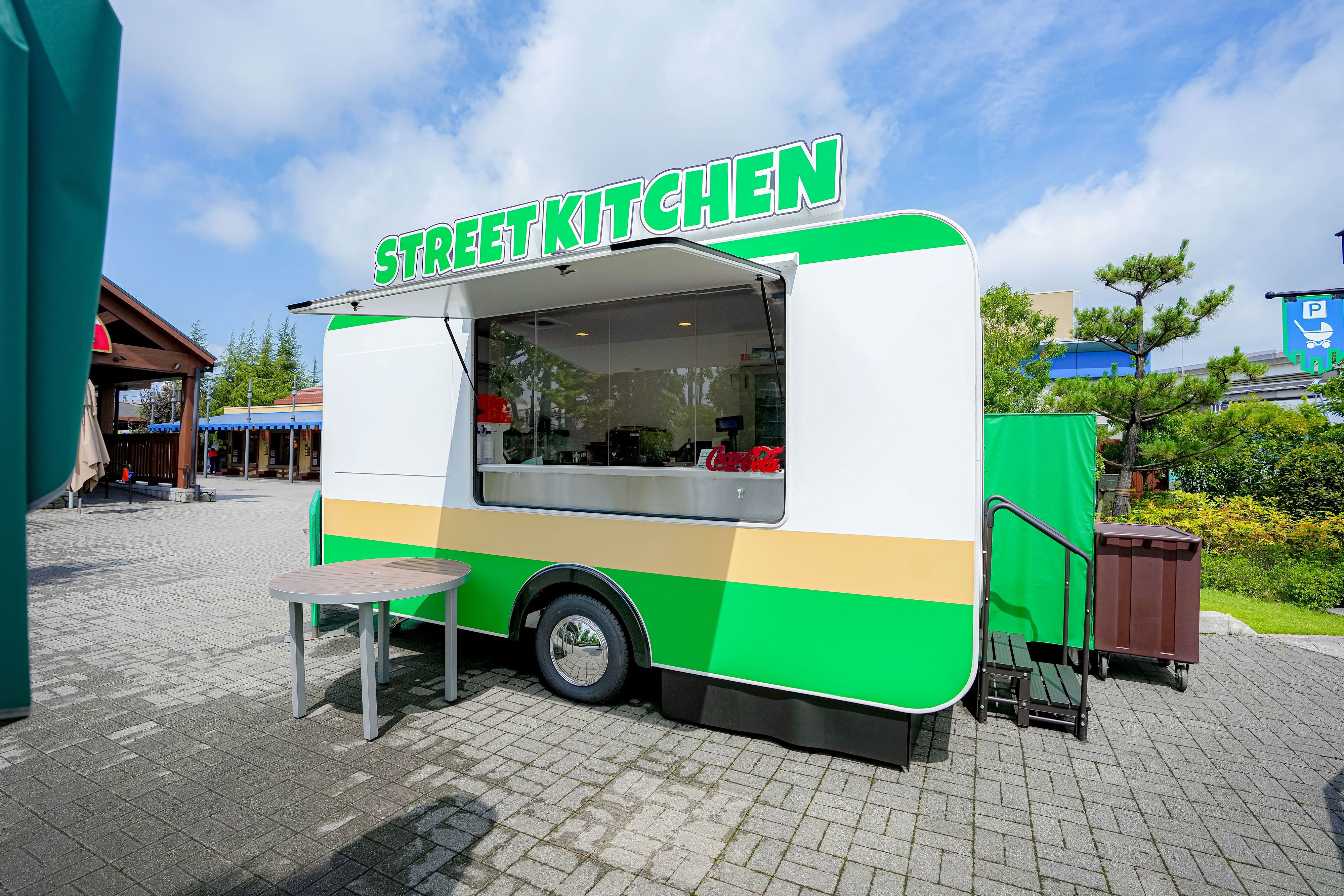 kingdom_re2.png?format=jpg