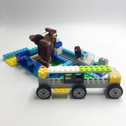 製作者『匿名』