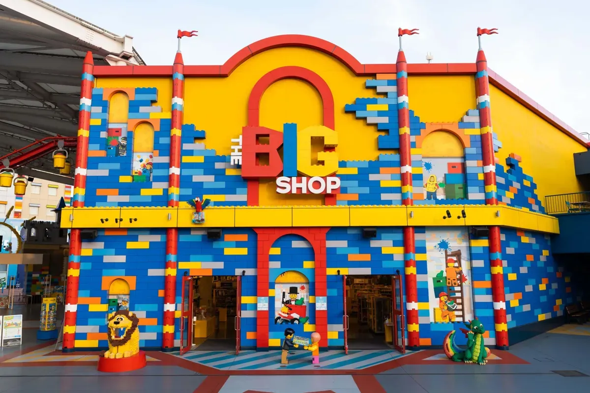 ビッグ・ショップ 外観